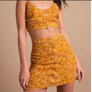 Tobi Jackie Marigold Floral Print Mini Set~~